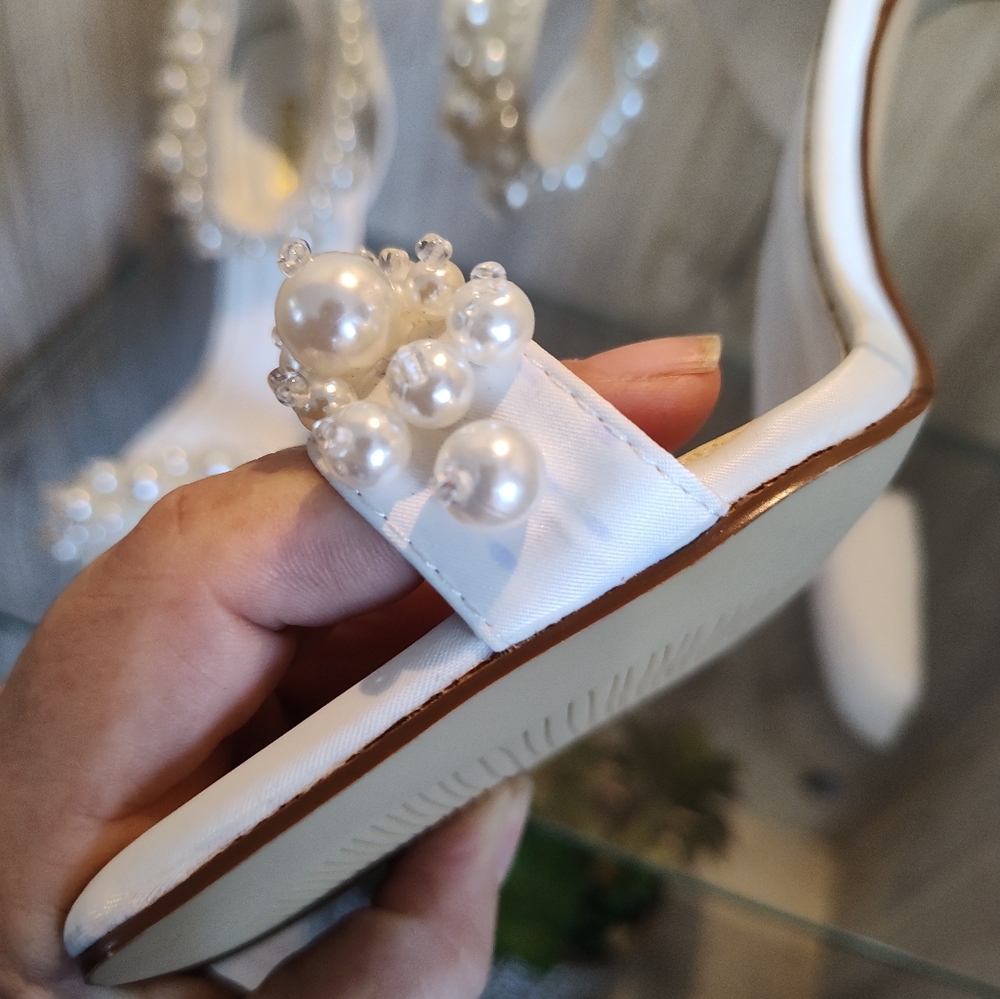 Womens Elegant Pearls Decor Back Zip Elegant White Stilettos Heels - Picture 10 of 15